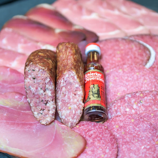 Harzer Vesperplatte | Rustikale Brotzeit | Harzer Hausmannskost ...
